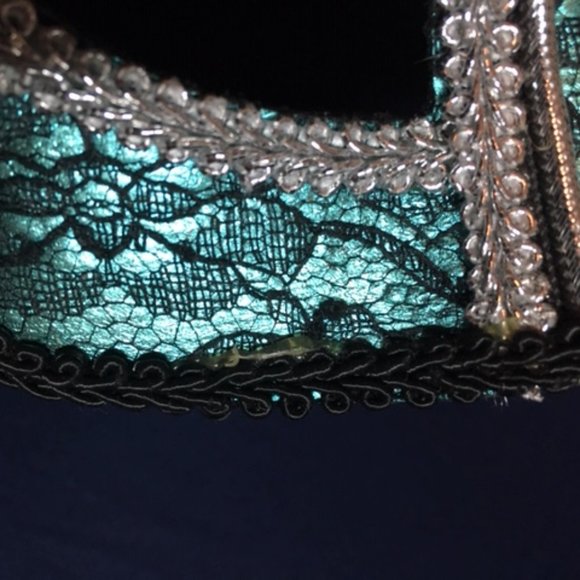 Turquoise Black Lace Peacock Feathers Masquerade Halloween Mask - Picture 9 of 9